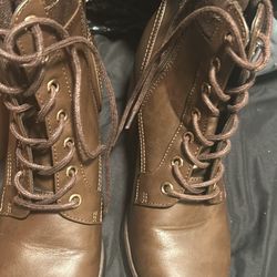 Crop Hoodie And Boots