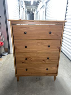 4 Drawer Dresser - Caramel Wood Finish