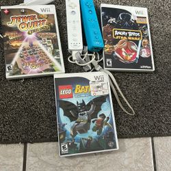 Wii Games And Remotes Set 2 Remotes 3 Games