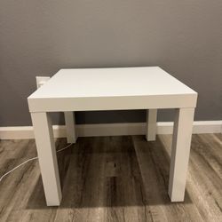 Side Table/ Nightstand 