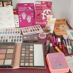 Make Up And More 