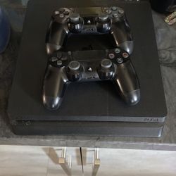 PS4 Slim And More