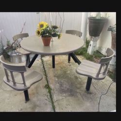Heavy Duty Outdoors Patio Table W 4 Chairs Metal Fiberglass 
