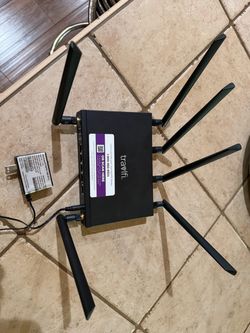 TravlFi Journey XTR wireless router