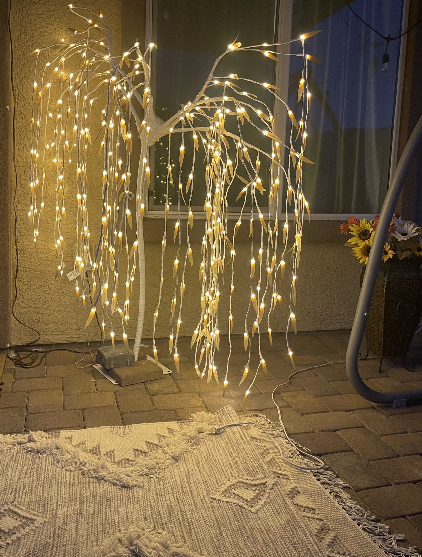 Willow White Light Tree