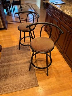 2 barstool chairs