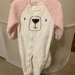 NWT Adorable Bearpaw Sleeper Size 18 Months 