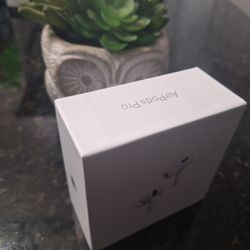 New Apple AirPods Pro 2nd Gen 