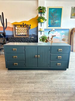 Dresser / Buffet / Tv Stand / Grey Entertainment Center