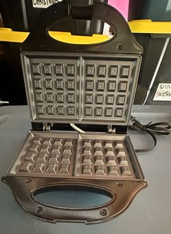 Electric Belgian Waffle Maker