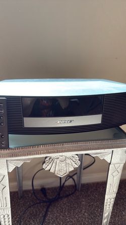 Bose wave radio Am/Fm clock radio with remote