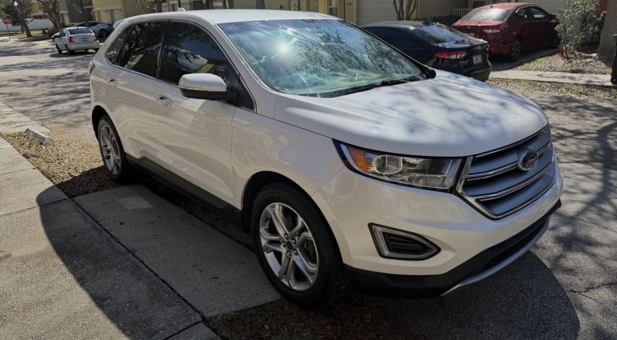 2017 Ford Edge