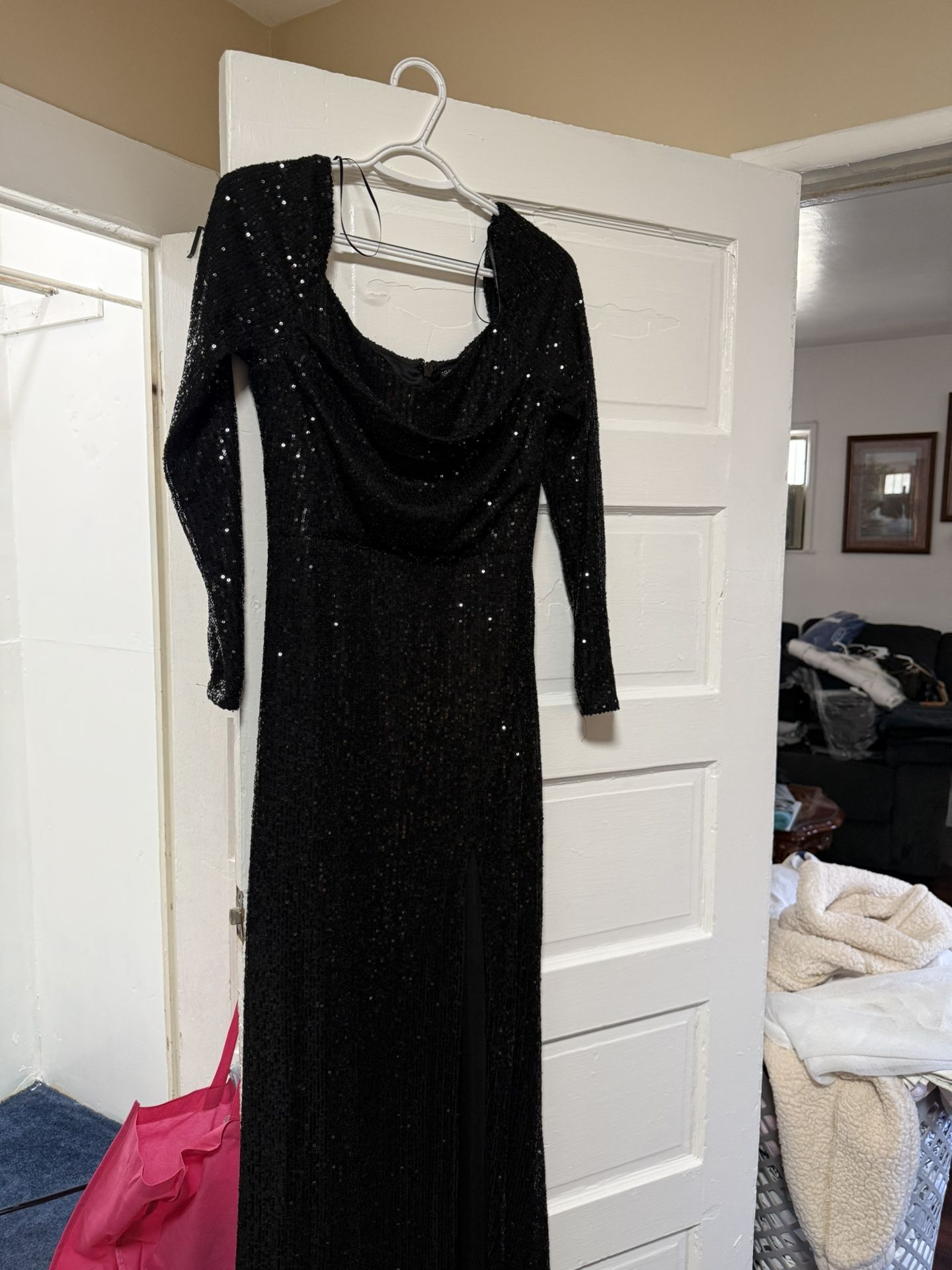 Long Sleeve Black Dress