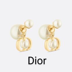 Brand New Women's Gold & Pearl Designer Earrings 