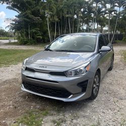 2023 KIA Rio