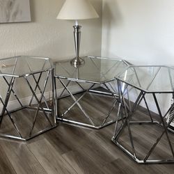 Ashley madanere collection hexagonal table set
