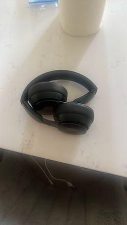 Black beats Wireless Headphones