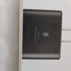 Type -C  Wall Charger Works Quickly 