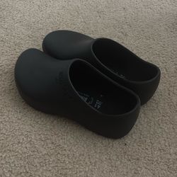 Black Birkenstock Clogs