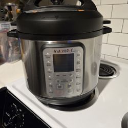 Instant Pot Duo Multicooker
