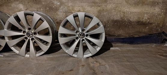 17 Volkswagen Rims set of 4