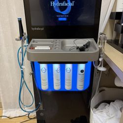 Hydrafacial