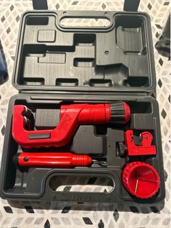 Multi-functional Pipe Cutter Set, Heavy Duty Pipe Cutter Kit with 1/8"-7/8" Mini Tubing Cutter, Deburring Tool and Storage Case, Bearing Roller Labor-