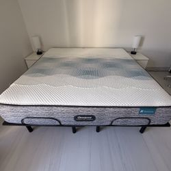 BEAUTYREST KING SIZE WITH ADJUSTABLE BASE HARMONY LUX HYBRID MATTRESS