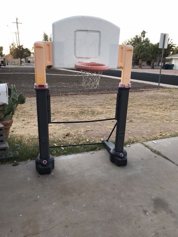 Basketball hoop