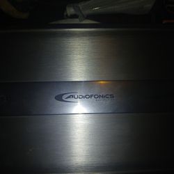 Car Stereo Amplifier