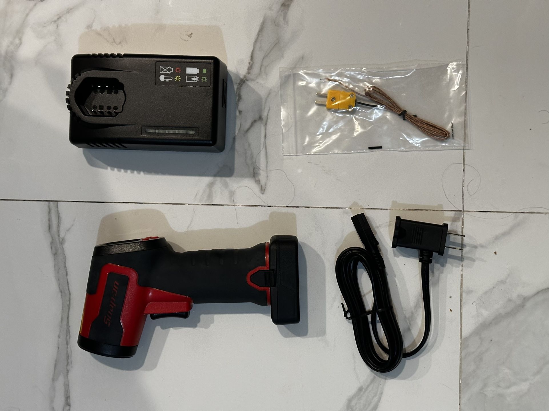 NEW 14.4 V MicroLithium Color Display Cordless Temperature Gun and Accessories