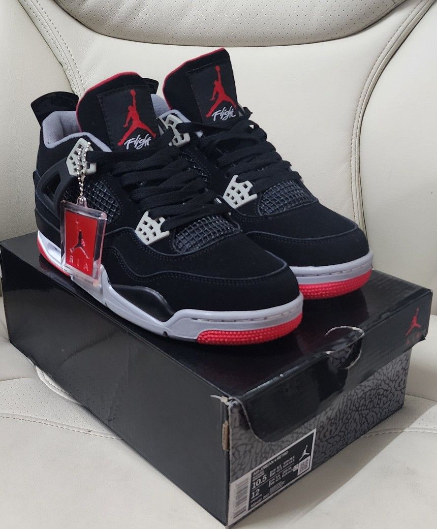 Jordan 4 Retro