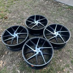 20” XM Luxury Wheels 5x115