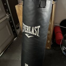Everlast MMA Punching Bag - 60lbs