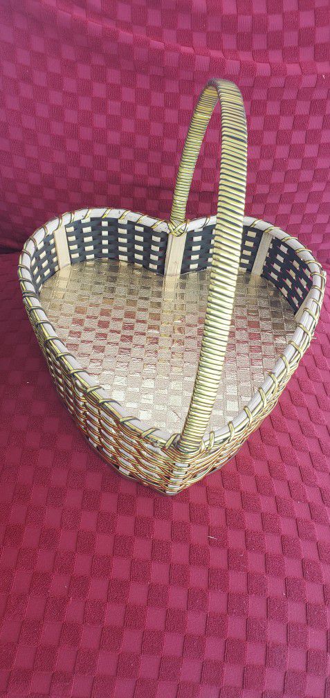 Valentines Gift Basket 