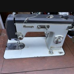 Sewing Machine 