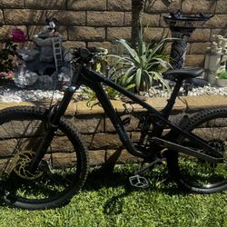 Trek Slash 8 M/L Gen 6 