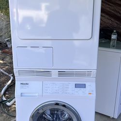 Miele Washer & Dryer 220v Electric Stackable