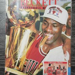 1993 Beckett Basketball Card Magazine Chicago Bulls 