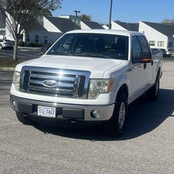 2011Ford F150 XLT 4WD