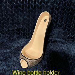 Wine Bottle Holder - Glass Shoe 