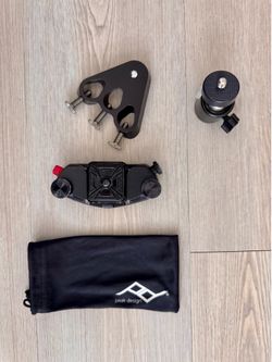 Peak Design Capture Clip + Trailpix Ultralight Tripod Adapter Bundle