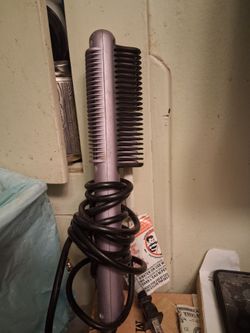 !! Straighting Comb Works Great