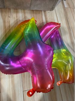 FREE Rainbow 🌈 4 Balloons