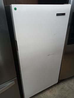 White-Westinghouse upright freezer - Free delivery