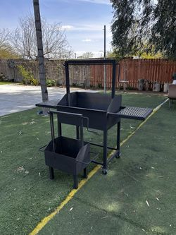 Wood/charcoal Grills 🪵 🔥