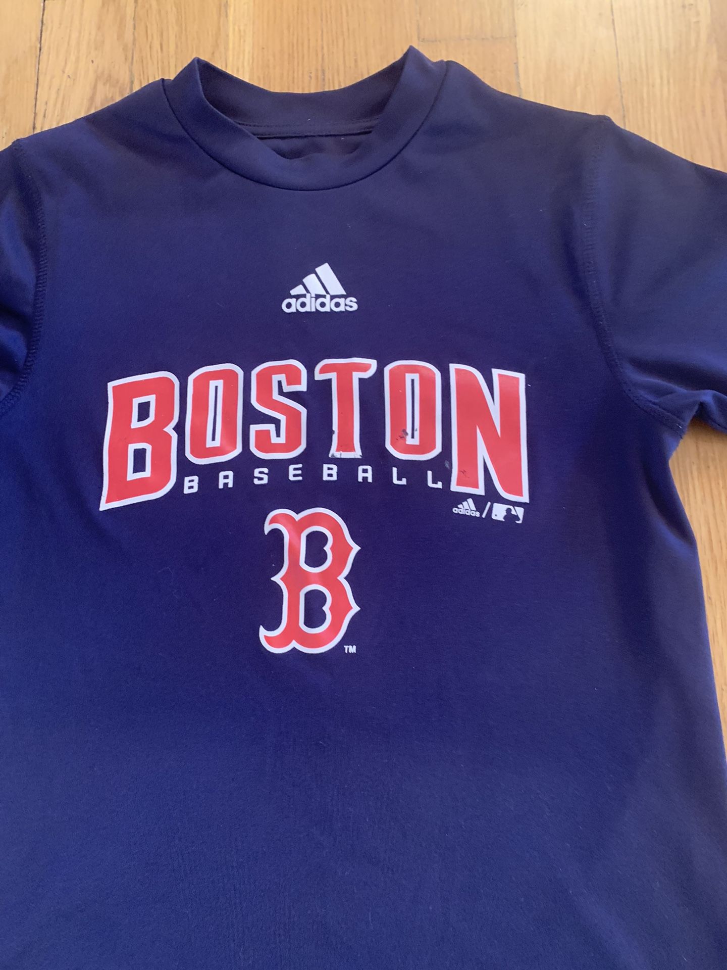 Adidas Boston Red Sox Kids Climalite  TShirt Size 8  Unisex 