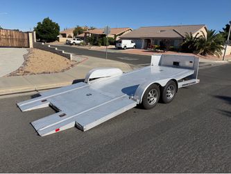 Aluminum tilt trailer