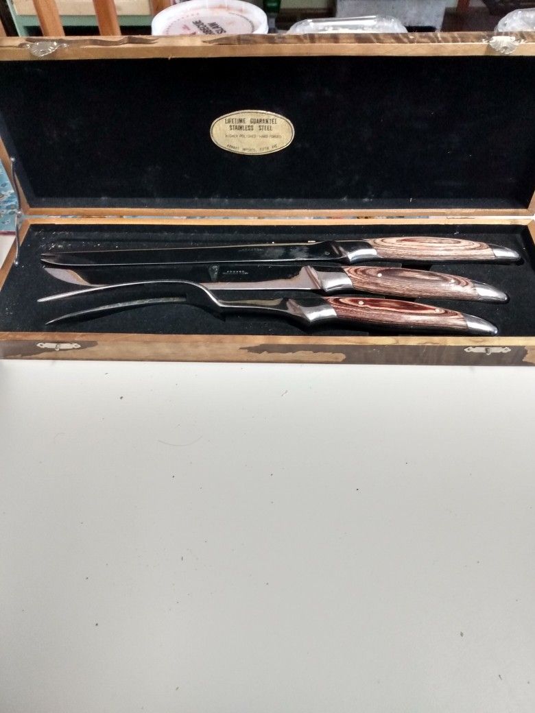 JAPANESE STAINLESS 3 PC CARVING SET WITH CASE
