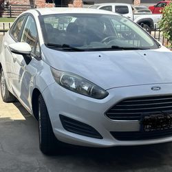 2014 Ford Fiesta